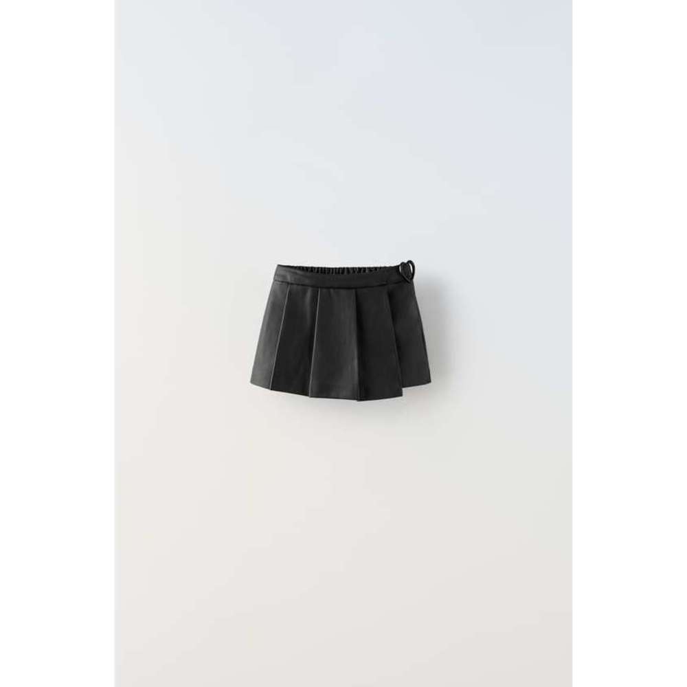 FAUX LEATHER HEART SKORT